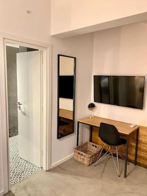 Ferienwohnung A Place 4 U Below Acropolis Athen Exterior foto
